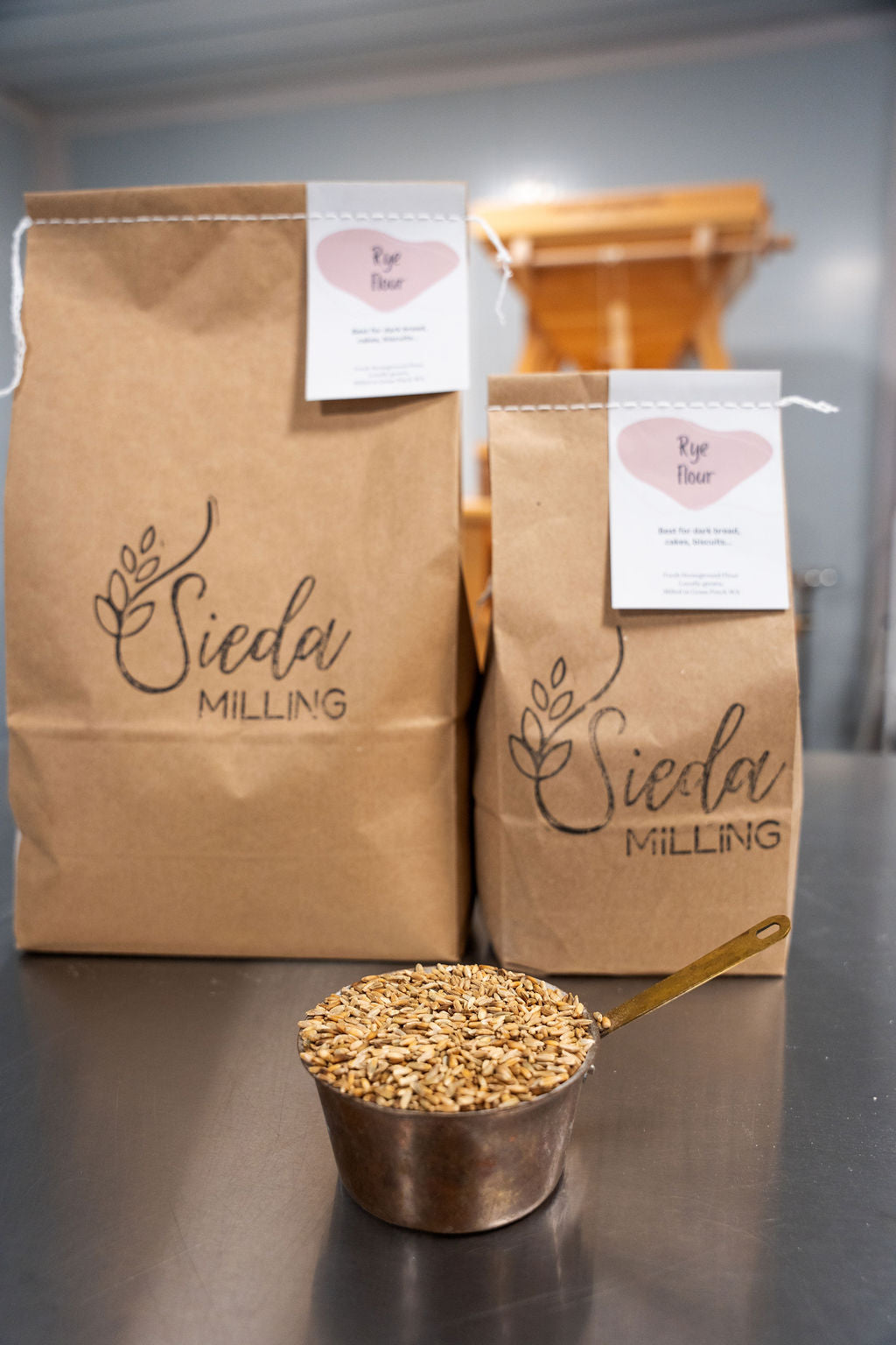 Spray-free rye flour made from whole rye berries, stone-milled in small batches in Western Australia